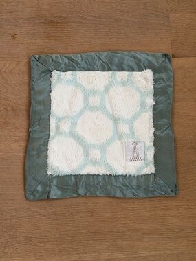 Little Giraffe Baby Blanket